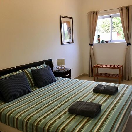 Bubali Gardens Apartment Palm Beach Luaran gambar