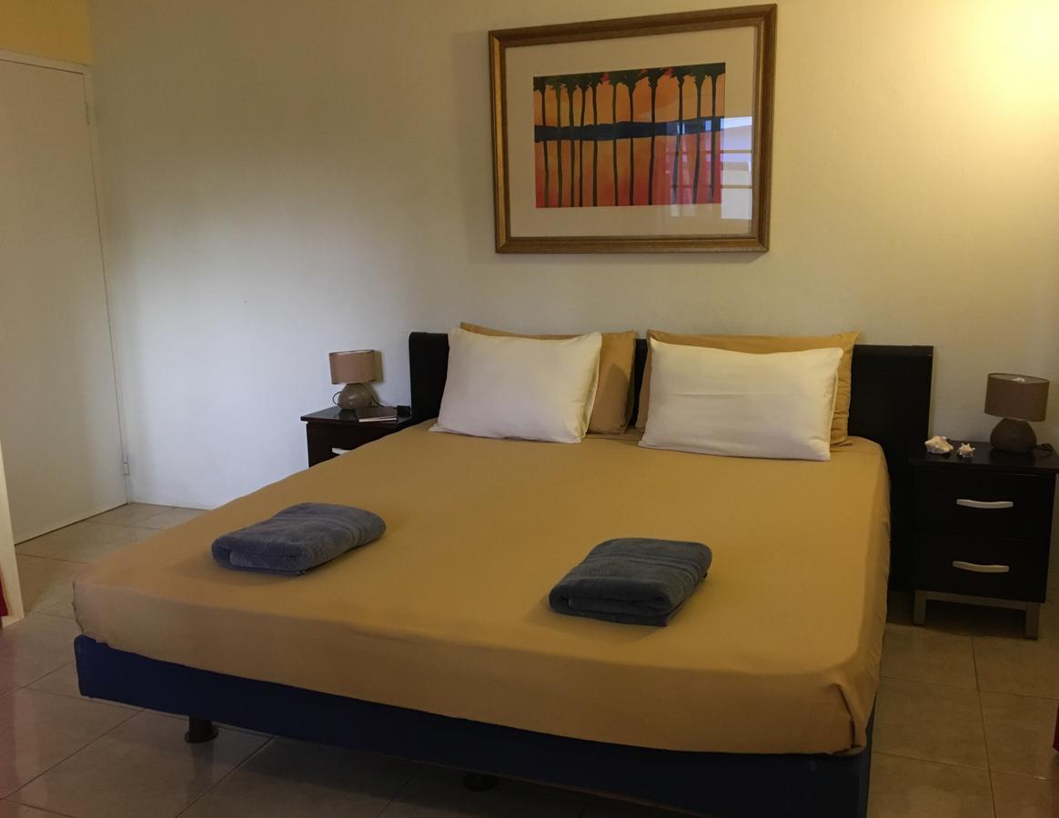 Bubali Gardens Apartment Palm Beach Luaran gambar