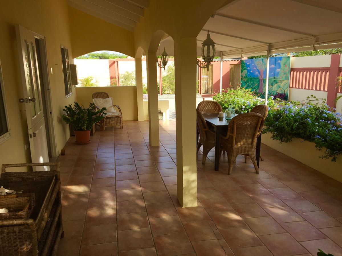 Bubali Gardens Apartment Palm Beach Luaran gambar