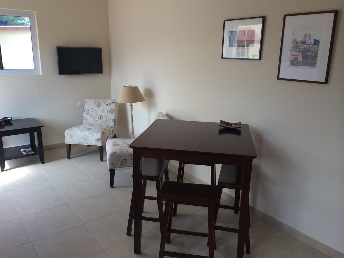Bubali Gardens Apartment Palm Beach Luaran gambar